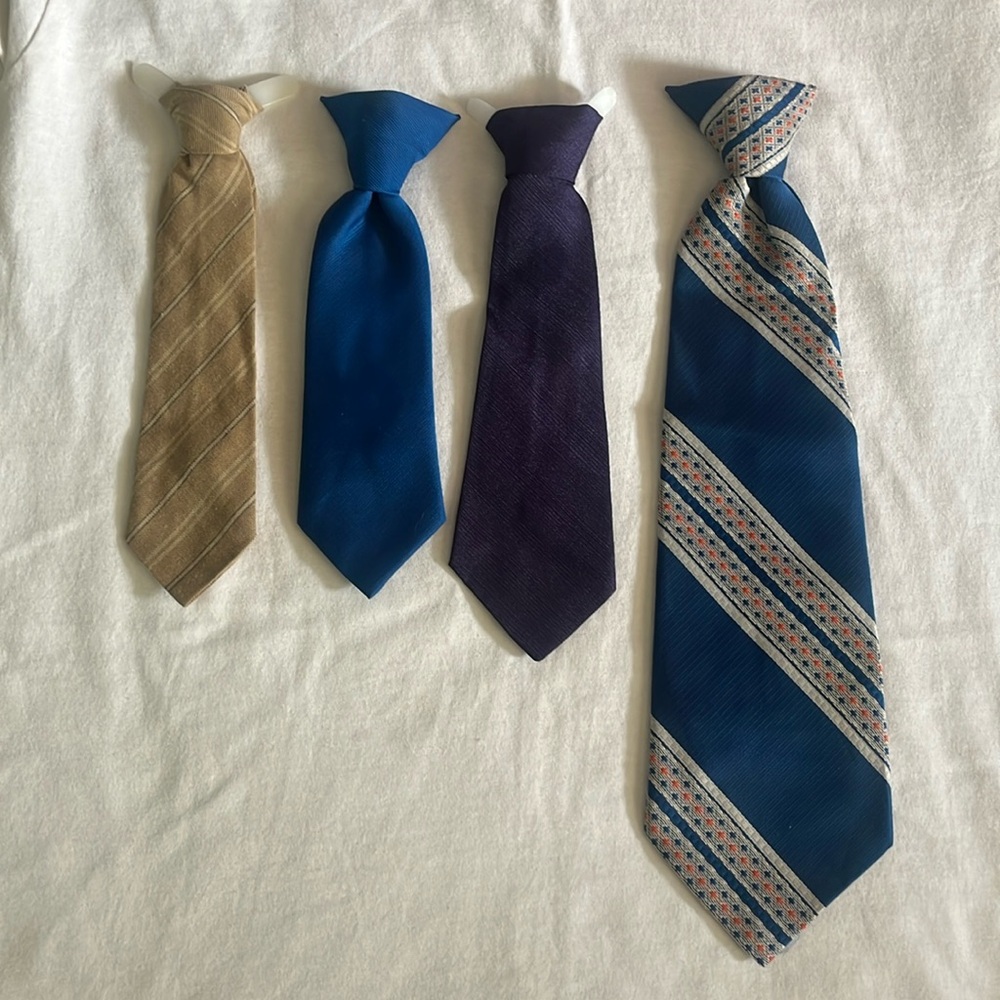 Child clip on tie bundle